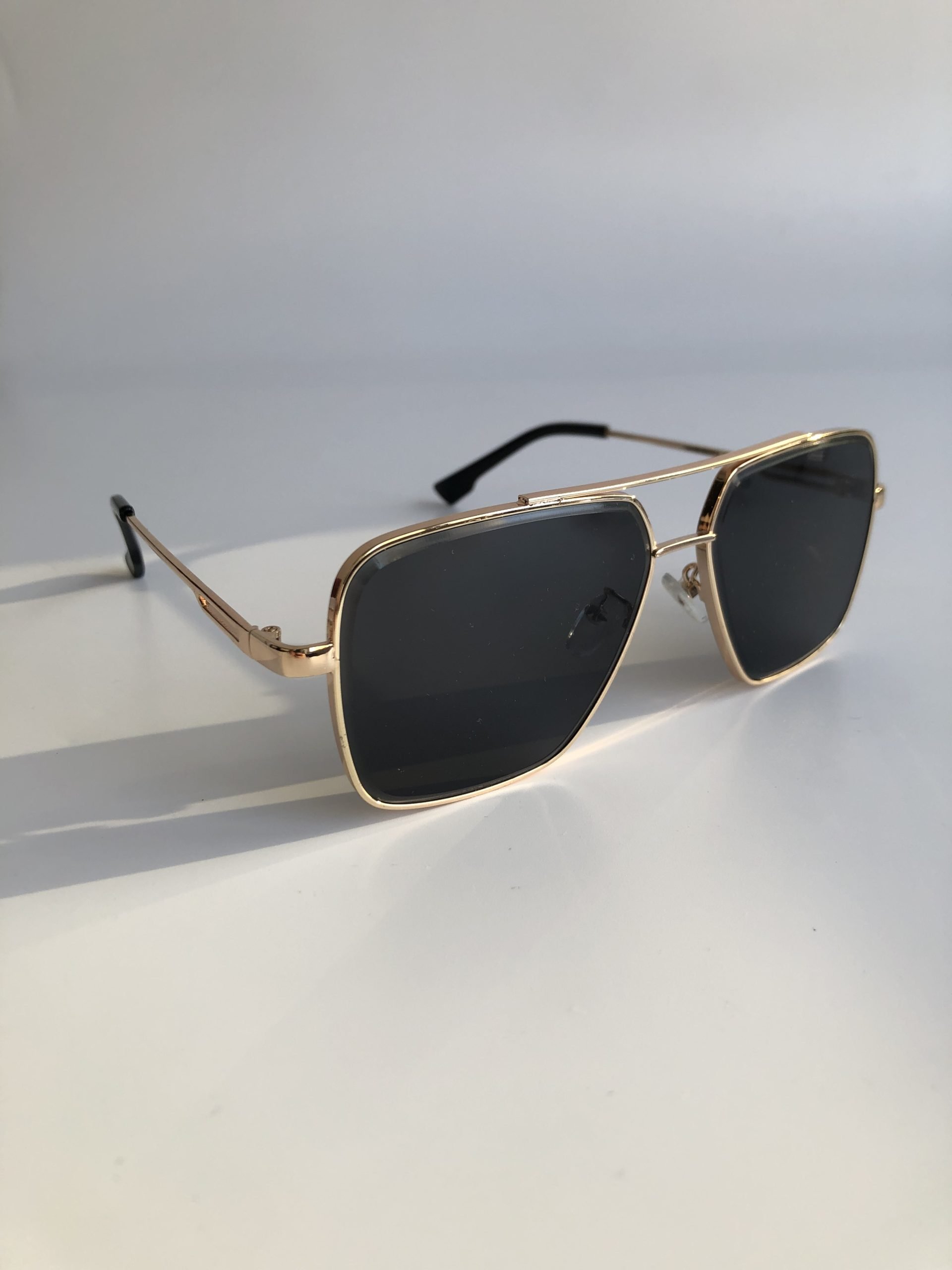 THOR Black Çerçeve Gold