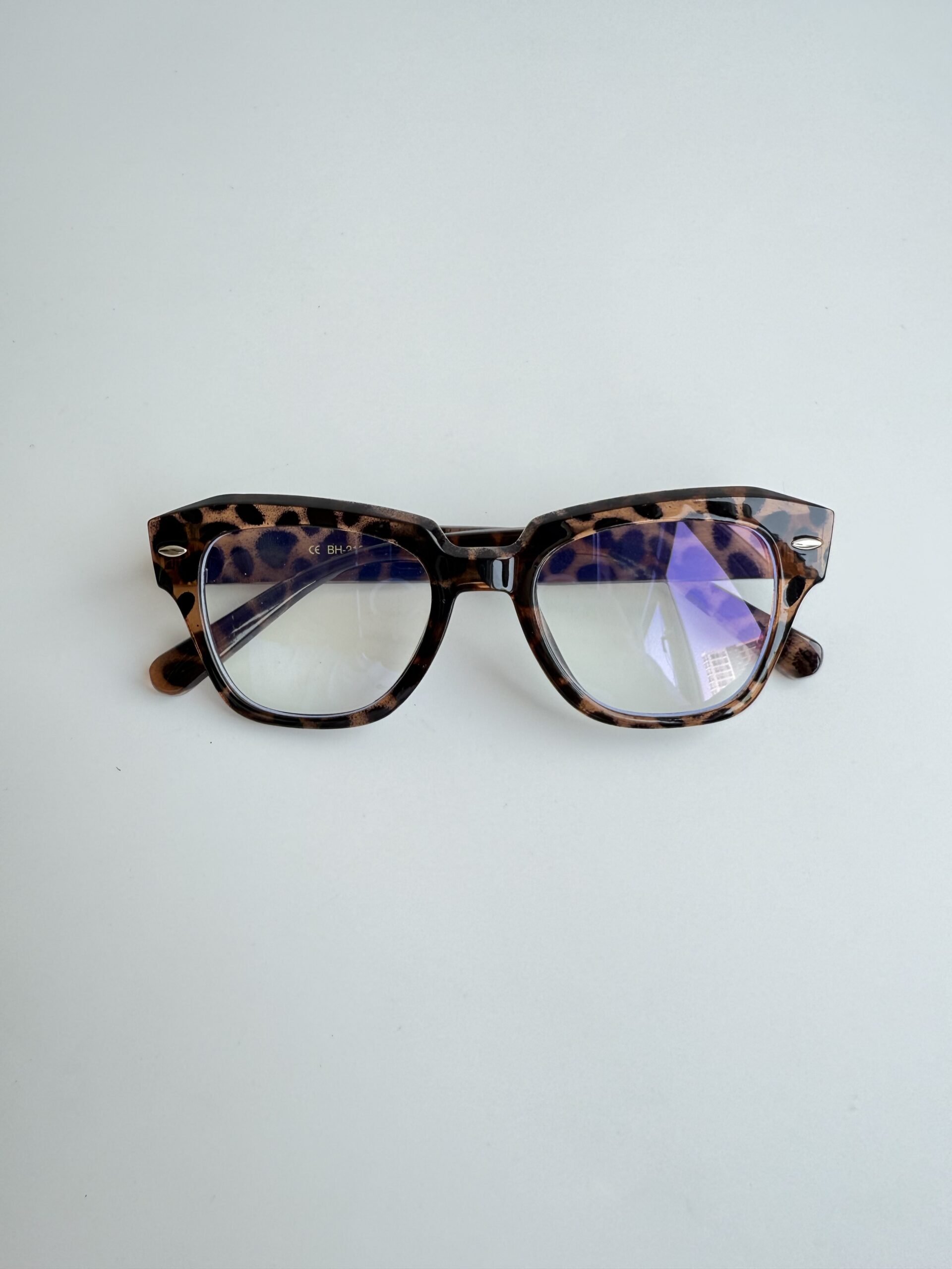 Hazel Mavi Işık Korumalı Leopar